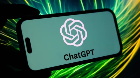 Chỉ cần thêm 1 câu hỏi, câu trả lời của ChatGPT bỗng “trúng ý” hơn hẳn