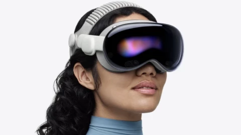 Apple hết "mặn mà" với kính thực tế tăng cường, bản kế nhiệm Vision Pro sẽ bị huỷ bỏ?