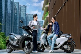 Honda mở bán xe máy điện CUV e: và UC3 tại Việt Nam, giá khá "căng", sẽ phủ trạm đổi pin khắp Hà Nội