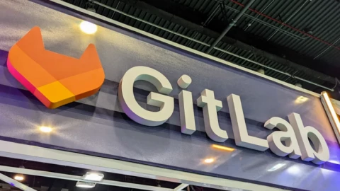 Lỗi tại AI! GitLab sa thải 350 nhân sự dù doanh thu tăng 23%