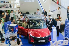 VinFast VF 8 mới lập kỷ lục mở bán ở Việt Nam, mỗi phút bán được hơn một xe