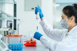 Thử nghiệm lâm sàng vaccine chống coronavirus thiết kế hoàn toàn bằng AI