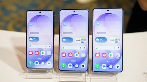 Mở đầu bùng nổ, giờ Samsung lại đang loay hoay với Galaxy S26