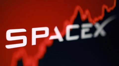 Ai cũng nghĩ SpaceX chỉ có tên lửa, nhưng họ đang kiếm tiền tỷ từ trung tâm dữ liệu AI