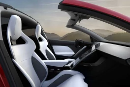 Tesla Roadster lại lỡ hẹn: Siêu xe điện 9 năm vẫn "bay" trên giấy, người đặt cọc 50.000 USD mòn mỏi.
