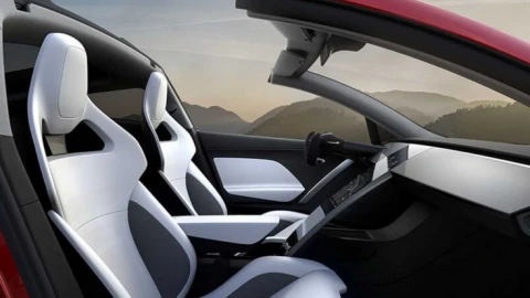 Tesla Roadster lại lỡ hẹn: Siêu xe điện 9 năm vẫn "bay" trên giấy, người đặt cọc 50.000 USD mòn mỏi.