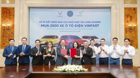 Lại có thêm công ty chốt mua 2.000 ô tô điện VinFast về chạy dịch vụ