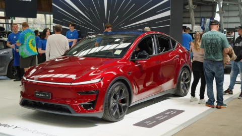 Sự thật gây sốc về xe điệnTesla