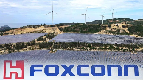 Foxconn đầu tư vào năng lượng mặt trời và gió tại Việt Nam