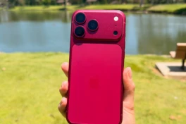 Đây có thể là lần đầu tiên, tôi mua iPhone chỉ vì màu sắc của nó