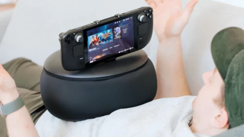 Gối chơi game giá gần 2 triệu đồng: Có thực sự giải quyết nỗi lo tê tay của game thủ?
