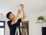 Tưởng vô hại, bóng đèn LED có thể làm suy giảm thị lực nếu thiếu chi tiết này