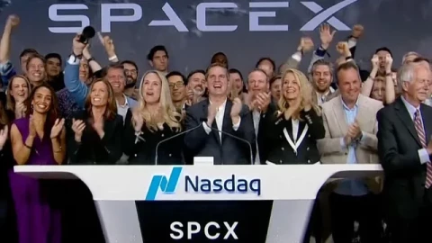 Sự thật tàn khốc phía sau 4.400 triệu phú SpaceX: đó không phải món quà mà là canh bạc sinh tử