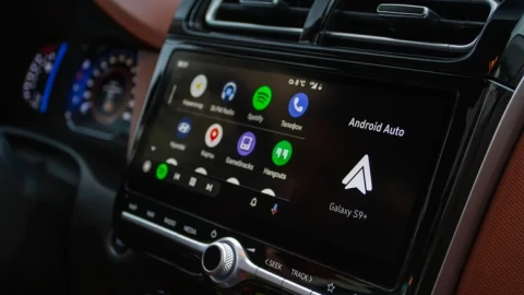 Những mẹo và cài đặt ẩn Android Auto bạn cần biết