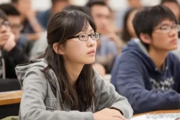 Trung Quốc xóa sổ hơn 12.000 ngành học đại học: Ở kỷ nguyên AI, bằng đại học "hết thời"