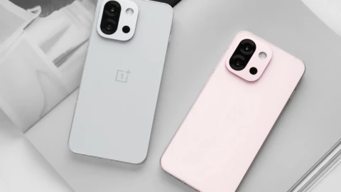 Tưởng màn hình hay camera đắt nhất, hóa ra linh kiện này đang ngốn hơn 50% chi phí điện thoại
