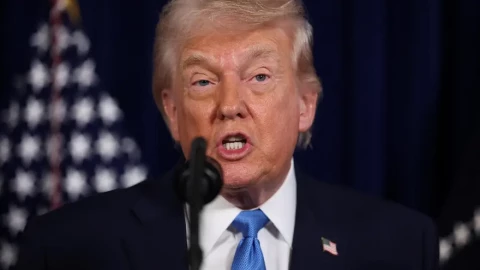 Thỏa thuận Mỹ-Iran gây chấn động: Washington phải chi 300 tỷ USD để tái thiết Iran, hòa bình hay bồi thường chiến tranh?