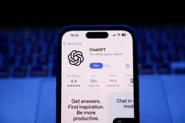ChatGPT mất mốc 50% thị phần toàn cầu, nhưng vẫn giữ vững ngôi vương AI