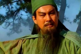 Nhạc Phi và Quan Vũ đều sở hữu tài năng quân sự xuất chúng và vô cùng trung thành. Tại sao chỉ Quan Vũ được tôn Thánh Võ?