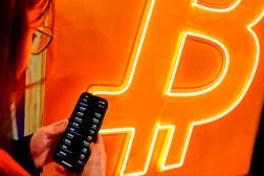 Chiến Dịch Crypto Clipper Mới: Khi Tin Tặc Không Chỉ Phát Tán Mã Độc Mà Còn Mua Bán Niềm Tin Trên Internet