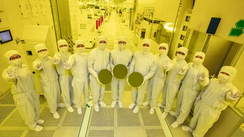 Quên bác sĩ hay luật sư đi, kỹ sư chip Samsung, SK Hynix giờ là "mục tiêu hạng A+" của dịch vụ mai mối tại Hàn Quốc