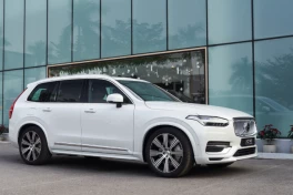 Công ty tài chính Volvo giải thể: Xe sang truyền thống đang "hụt hơi" trước xe điện