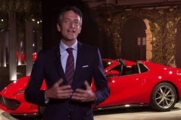 Ferrari Luce bị chê xấu đau xấu đớn, giám đốc marketing mất việc