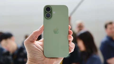 Kỷ lục tồn tại 15 năm của iPhone 4 sắp bị xô đổ