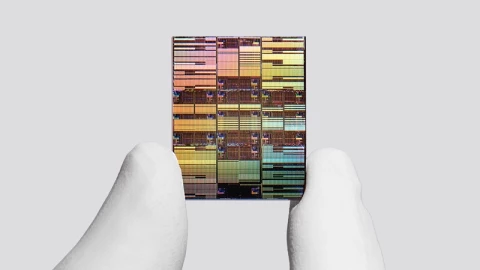 IBM tạo chip dưới 1nm đầu tiên thế giới: Cột mốc mới của ngành bán dẫn, nhưng đừng vội nghĩ smartphone sẽ “lột xác” ngay