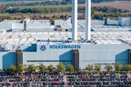Volkswagen thực hiện 'đại phẫu' lịch sử: Sa thải 100.000 người, đóng cửa 4 nhà máy Đức