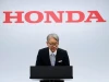 CEO Honda xin lỗi, bị đòi từ chức nhưng vẫn tái đắc cử