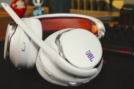 JBL tung ra cùng lúc 3 tai nghe chơi game ở Việt Nam, pin kép có thể thay nóng
