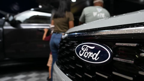 Ford phải mời các kỹ sư kỳ cựu quay trở lại sau khi quá tin tưởng vào AI