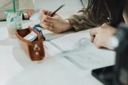 Những ngành học nào sẽ không bị trí tuệ nhân tạo thay thế?