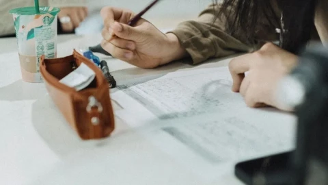 Những ngành học nào sẽ không bị trí tuệ nhân tạo thay thế?