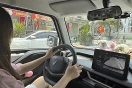 Nhiều gia đình đô thị giờ chuộng xe ôtô điện mini