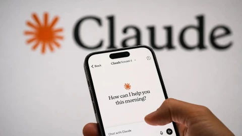Bí ẩn xoay quanh việc đồng loạt khoá tài khoản Claude ở Trung Quốc