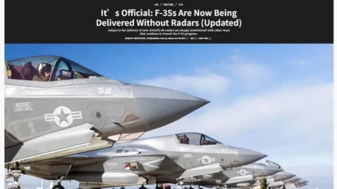 Vì sao những chiếc F-35 mới của Mỹ lại phải bay mà không có radar?