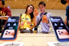 Apple sắp ra 5 mẫu iPhone mới để hốt thị phần trong bối cảnh thiếu hụt bộ nhớ