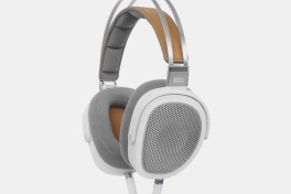 Koss A/550 - tai nghe mở nhẹ tênh, đệm tai siêu êm, âm thanh sống động