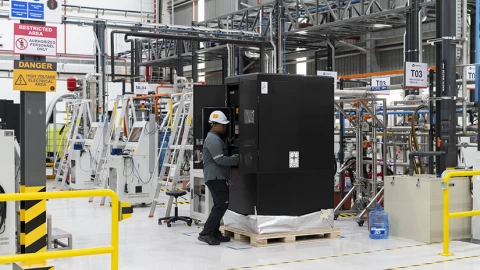 Vertiv mở nhà máy tại Malaysia nhằm đáp ứng cơn sốt hạ tầng AI tại châu Á