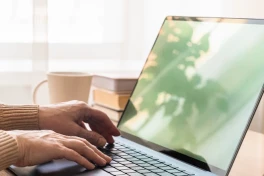 4 tính năng màn hình laptop bị đánh giá quá cao, không đáng tiền