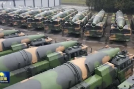Cận cảnh "át chủ bài" diệt hạm DF-26D: Trung Quốc hé lộ thiết bị bay siêu vượt âm khiến lá chắn tên lửa đối phương "đứng hình"