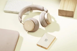 Sạc dự phòng Bang & Olufsen giá đắt gấp 3 lần đối thủ. Ai mua?