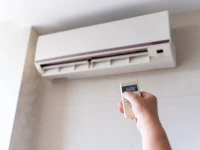 Bật điều hoà khi cần hay bật 24/24 thì tiết kiệm điện hơn ?