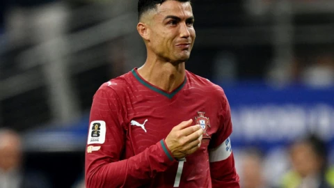 Ronaldo xách vali về nước, giá vé World Cup 2026 lập tức "tuột dốc không phanh"