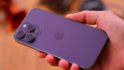 Chưa đầy 4 năm mà mẫu iPhone này đã bị khai tử ở Việt Nam, khép lại kỷ nguyên lightning