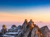 Việc nhẹ lương cao có thật: Khu du lịch Trung Quốc tuyển người ngắm mây, bao ăn ở kèm lương khủng 230 triệu