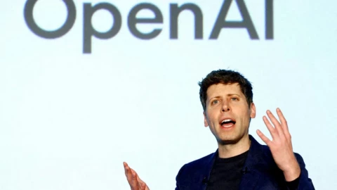 Sam Altman khơi mào cuộc chiến dìm giá AI: OpenAI quyết đấu Anthropic và các đối thủ Trung Quốc