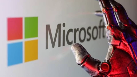 Microsoft "tuyên chiến" AI: Yêu cầu sales chỉ trích trực diện OpenAI, Google